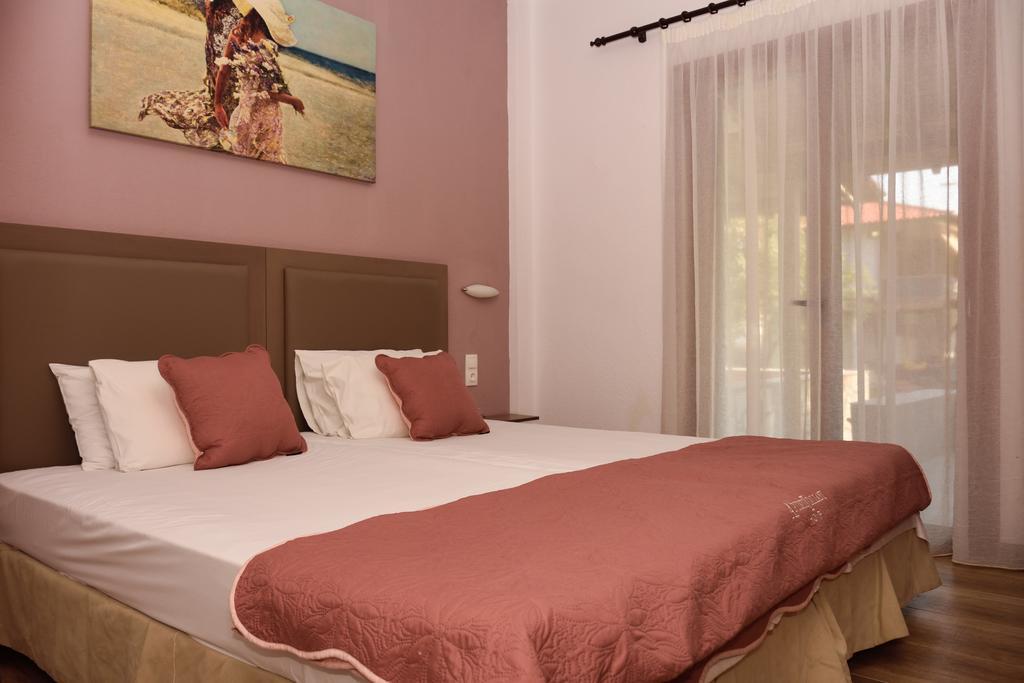 Anna Pousi Studios & Apartment Ormos Panagias Zewnętrze zdjęcie